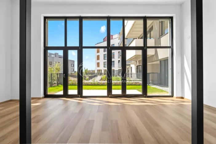 Pronájem bytu 1+kk, Praha - Modřany, Kolmanova, 52 m2