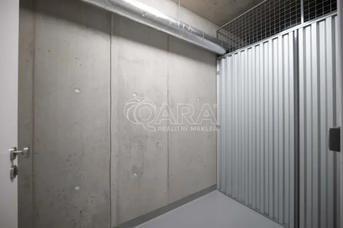 Pronájem bytu 1+kk, Praha - Modřany, Kolmanova, 52 m2