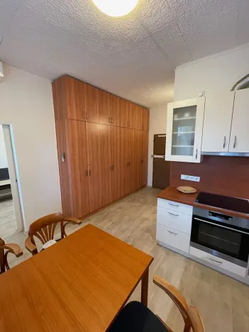 Pronájem bytu 2+kk, Praha - Hodkovičky, Na výspě, 42 m2