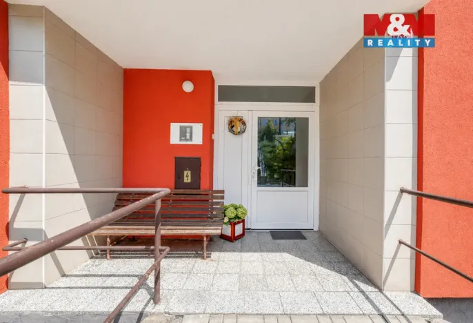 Pronájem bytu 1+1, Luby, Tovární, 38 m2