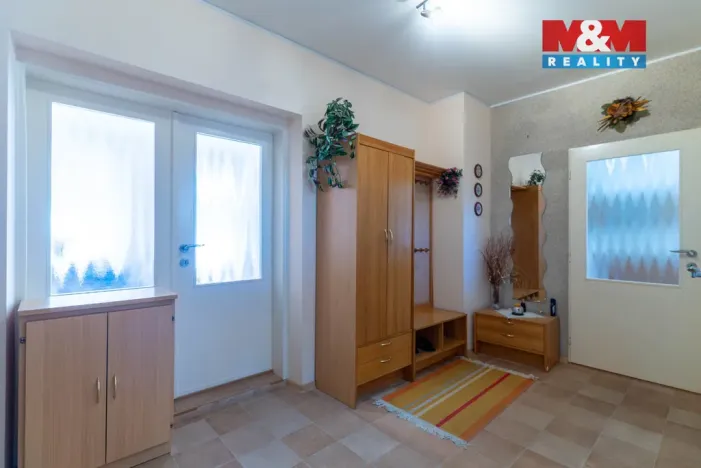 Prodej bytu 3+1, Kroměříž, Husovo náměstí, 92 m2