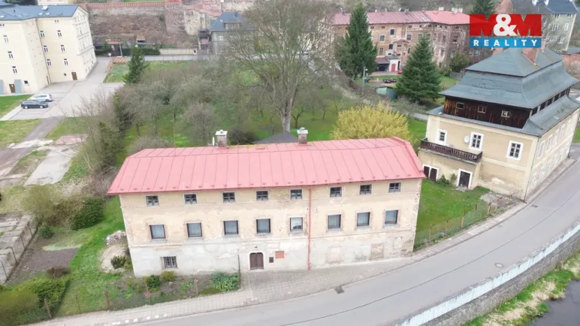 Prodej rodinného domu, Broumov - Poříčí, Tyršova, 320 m2