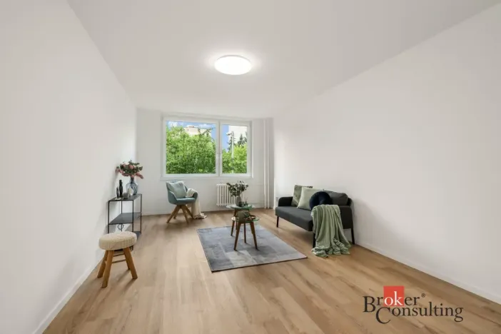 Pronájem bytu 3+1, Praha - Modřany, Urbánkova, 79 m2