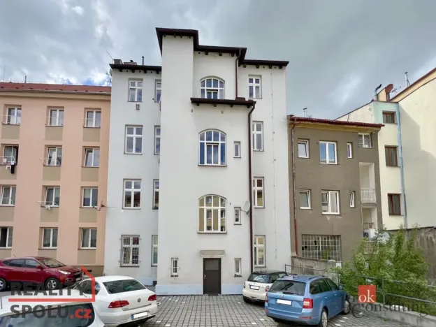 Pronájem bytu 2+1, Opava - Město, Kolářská, 65 m2