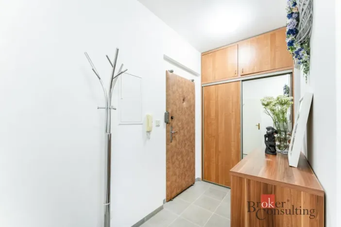 Prodej bytu 2+kk, Praha - Stodůlky, Běhounkova, 57 m2