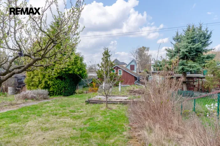 Prodej zahrady, Lom, 522 m2