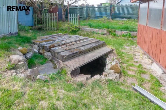 Prodej zahrady, Lom, 522 m2