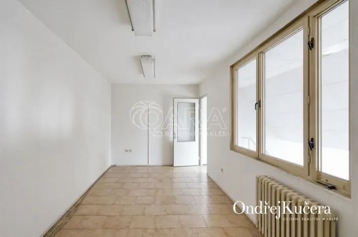 Pronájem skladu, Kosmonosy, 400 m2