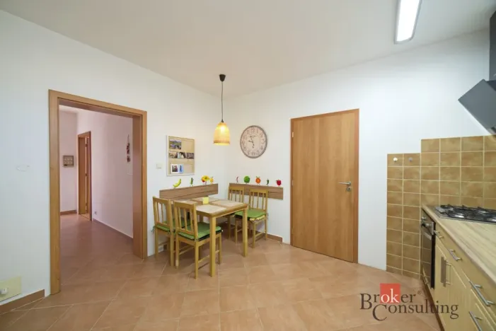 Prodej rodinného domu, Líšťany, V Poustkách, 85 m2