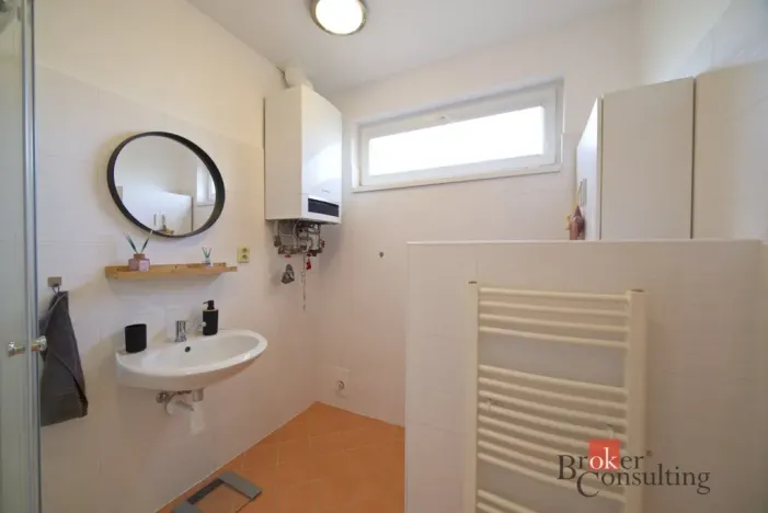 Prodej rodinného domu, Líšťany, V Poustkách, 85 m2
