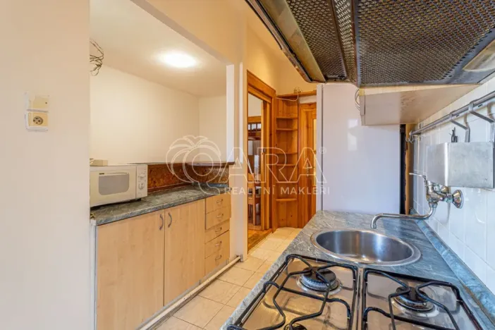 Pronájem bytu 2+kk, Praha - Nusle, Táborská, 57 m2