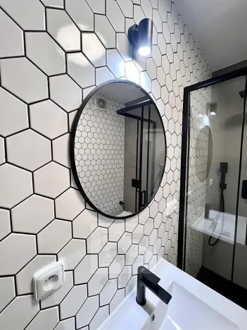 Pronájem bytu 2+kk, Praha - Karlín, Křižíkova, 50 m2