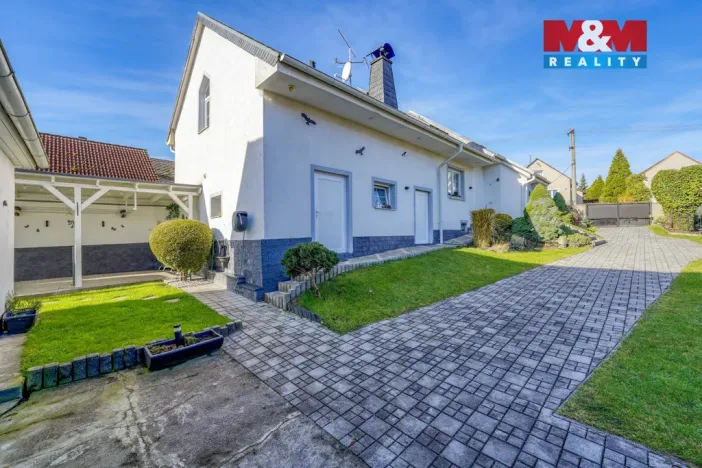 Prodej rodinného domu, Dolany, 225 m2