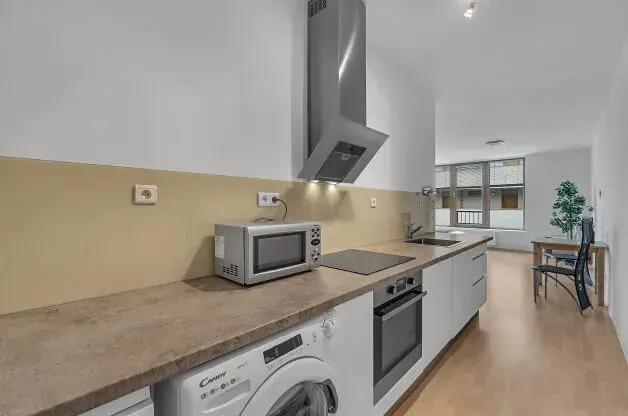 Pronájem bytu 1+kk, Hradec Králové, Kollárova, 46 m2