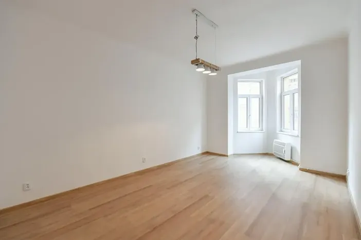 Pronájem bytu 3+kk, Praha - Vinohrady, Kolínská, 85 m2