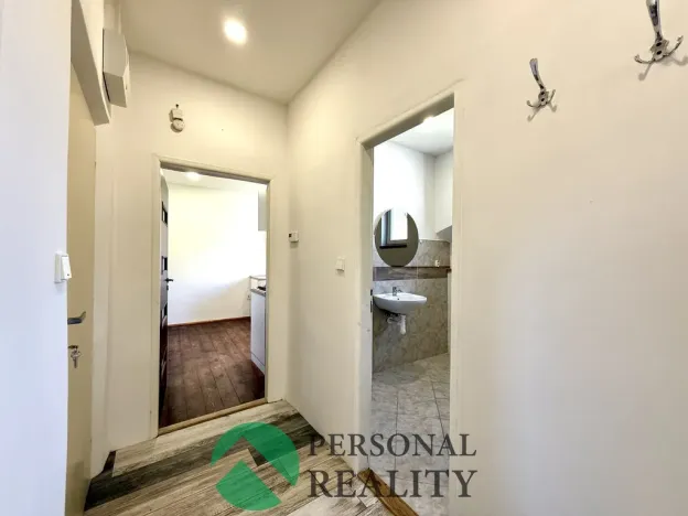 Pronájem bytu 2+1, Lázně Kynžvart, Malé nám., 42 m2