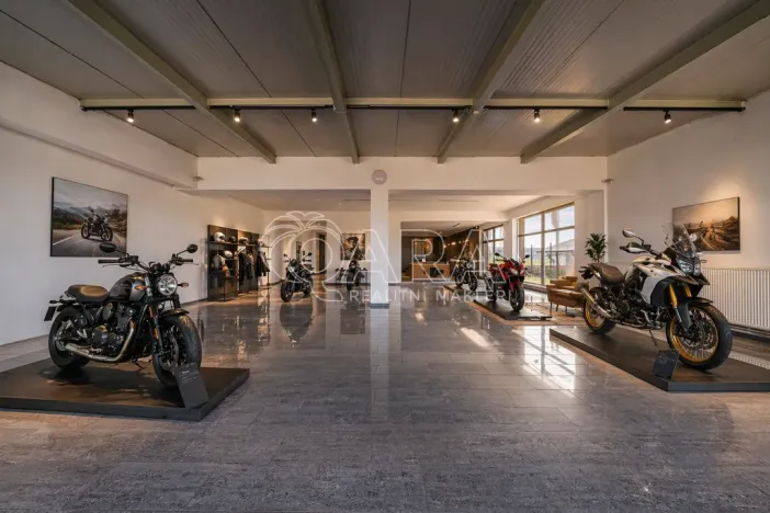 Pronájem obchodního prostoru, Sukorady, 330 m2