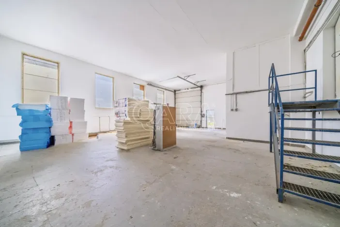 Pronájem skladu, Sukorady, 210 m2