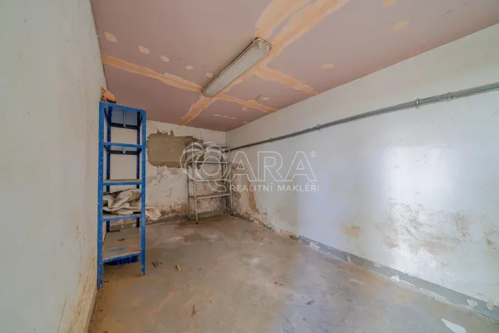 Pronájem skladu, Sukorady, 210 m2