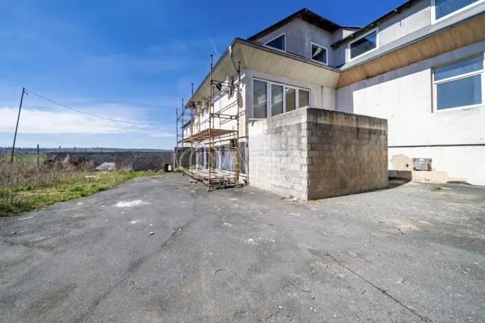 Pronájem skladu, Sukorady, 210 m2