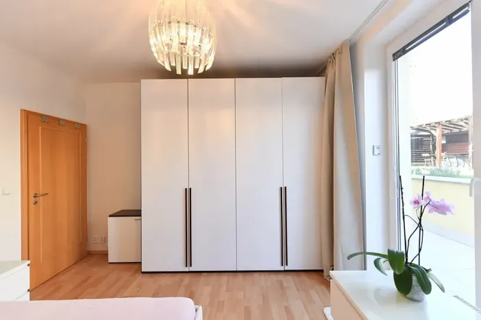 Prodej bytu 3+kk, Praha, Remízková, 74 m2