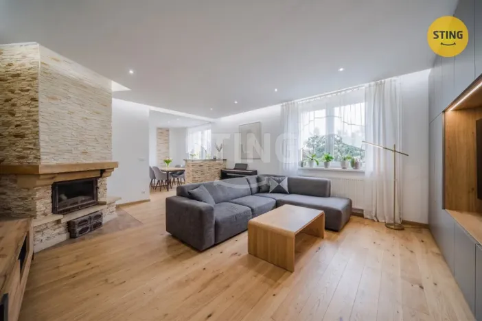 Prodej rodinného domu, Vělopolí, 240 m2