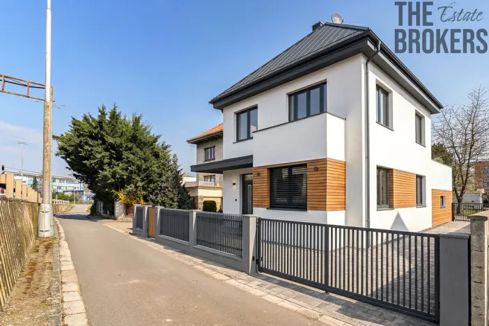Prodej rodinného domu, Hradec Králové - Slezské Předměstí, 130 m2