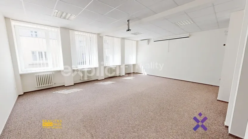 Pronájem kanceláře, Zlín, Zarámí, 50 m2