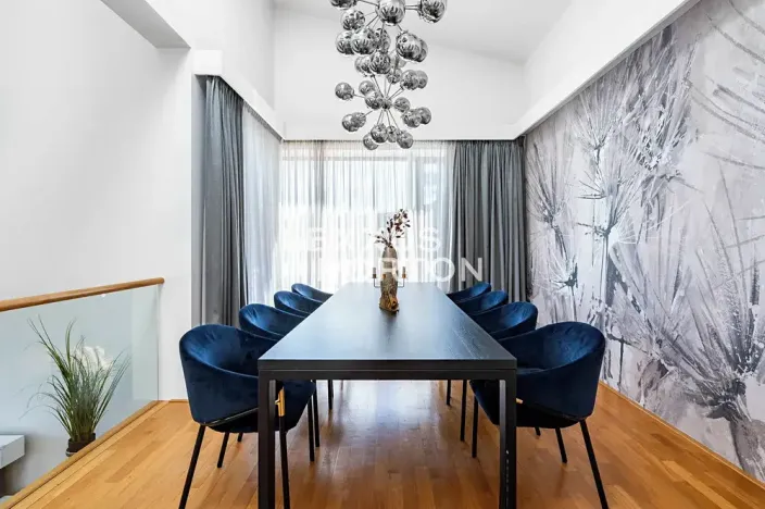 Prodej rodinného domu, Praha - Dejvice, V Šáreckém údolí, 337 m2