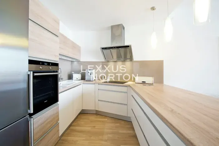 Pronájem bytu 4+kk, Praha - Jinonice, V zářezu, 121 m2