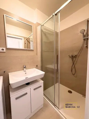 Pronájem bytu 1+kk, Brno, Kumpoštova, 30 m2
