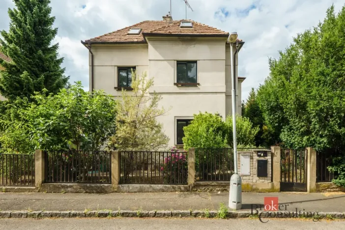 Prodej vily, Praha - Modřany, Klostermannova, 209 m2