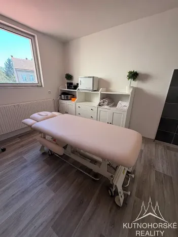 Pronájem obchodního prostoru, Čáslav, Jana Roháče z Dubé, 11 m2