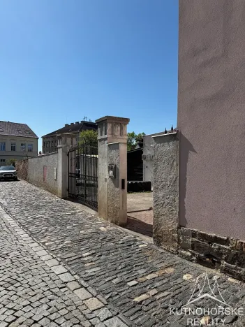 Pronájem obchodního prostoru, Čáslav, Jana Roháče z Dubé, 11 m2