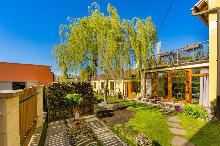 Prodej rodinného domu, Plzeň - Doubravka, Pod Lesem, 250 m2