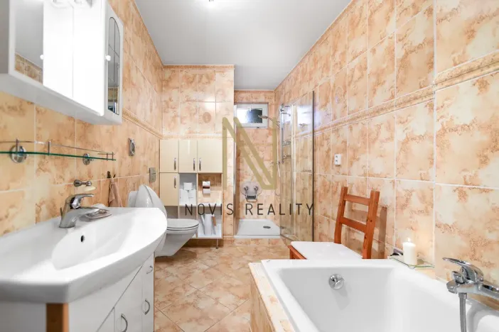 Prodej rodinného domu, Plzeň - Doubravka, Pod Lesem, 250 m2