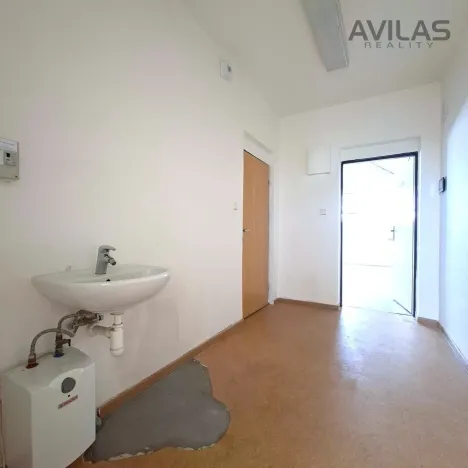 Pronájem kanceláře, Benešov, Masarykovo náměstí, 58 m2