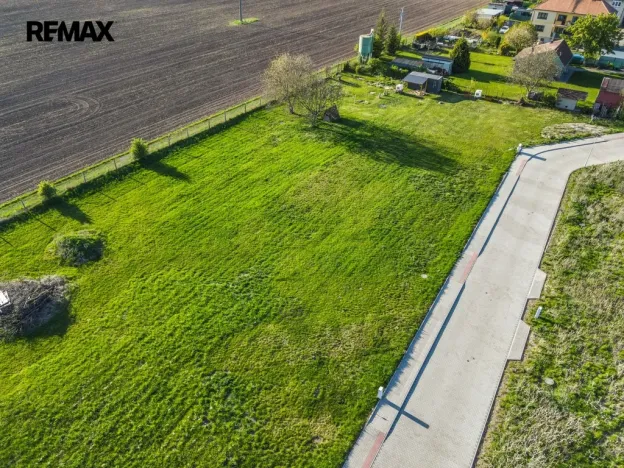 Prodej pozemku pro bydlení, Vykáň, 988 m2