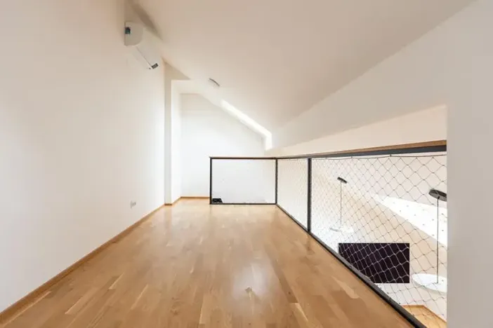 Pronájem bytu 3+kk, Praha - Nové Město, Legerova, 75 m2