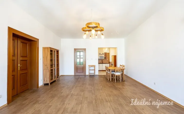 Pronájem bytu 2+1, České Budějovice - České Budějovice 1, Krajinská, 92 m2