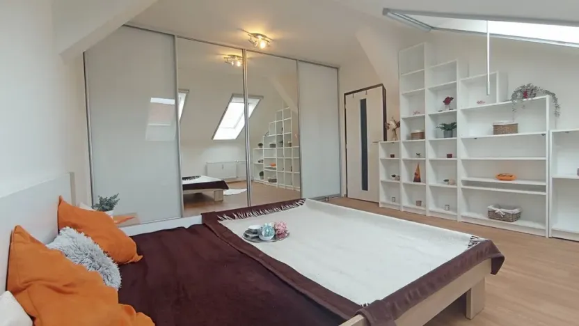 Pronájem bytu 3+kk, České Budějovice - České Budějovice 3, Riegrova, 70 m2