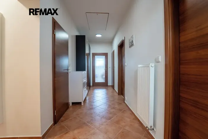 Prodej bytu 3+kk, Nupaky, Za Hotelem, 88 m2
