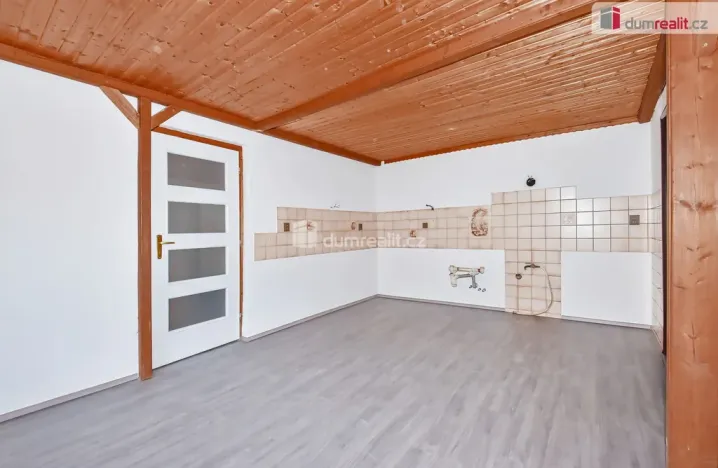 Prodej rodinného domu, Hořesedly, 350 m2