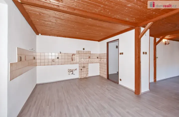 Prodej rodinného domu, Hořesedly, 350 m2