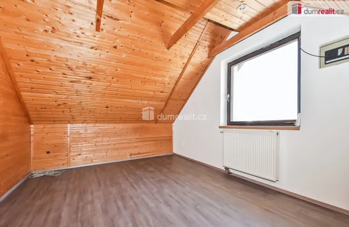 Prodej rodinného domu, Hořesedly, 350 m2