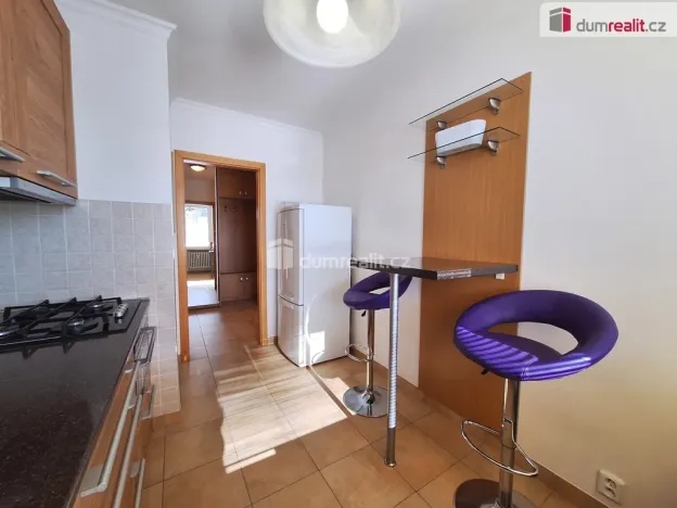 Pronájem bytu 2+1, Praha - Břevnov, Anastázova, 48 m2