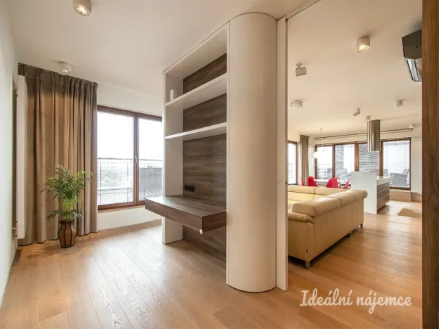 Pronájem bytu 3+kk, Praha - Hrdlořezy, Nad Smetankou, 126 m2