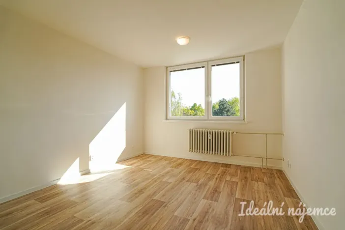 Pronájem bytu 1+1, Šlapanice, Brněnská, 32 m2