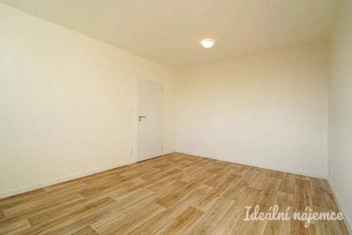 Pronájem bytu 1+1, Šlapanice, Brněnská, 32 m2
