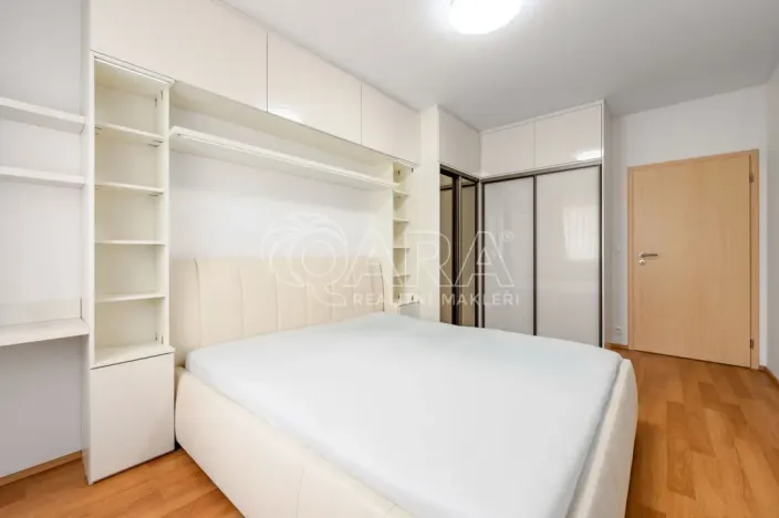 Pronájem bytu 2+kk, Praha - Modřany, Fikerova, 62 m2